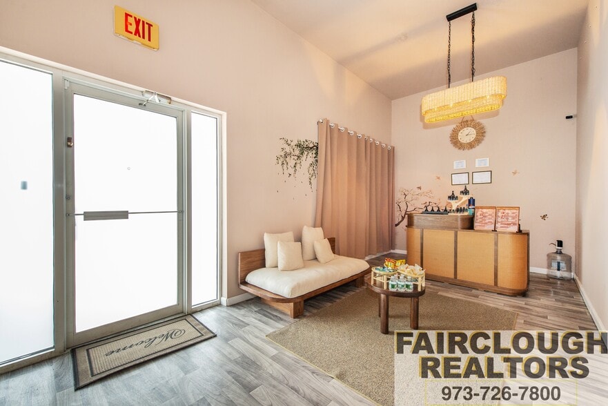 More Photos Of 11 Route 15, Lafayette Freestanding For Sale
