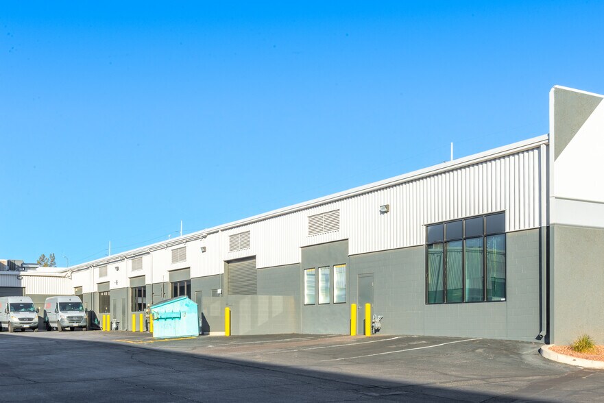 More Photos Of 3035 E Patrick Ln, Las Vegas Unknown For Lease