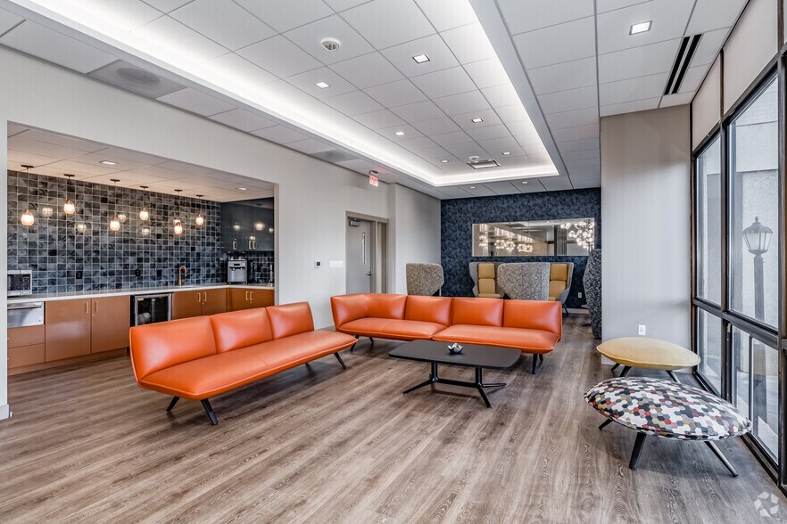 More Photos Of 4400 East-West Hwy, Bethesda Apartments For Lease