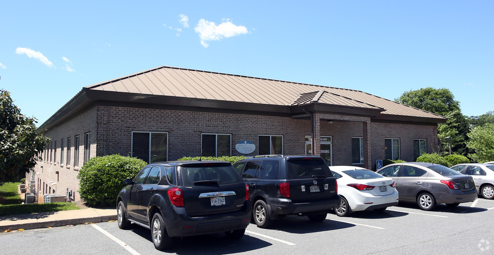 Primary Photo Of 1410 Incarnation Dr, Charlottesville Office For Sale