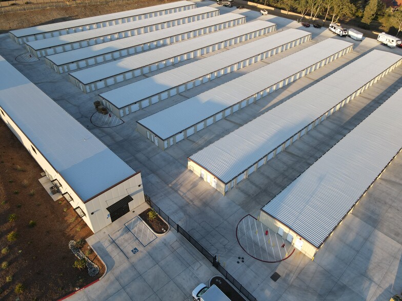 More Photos Of 4395 Business Dr, Cameron Park Self Storage For Sale
