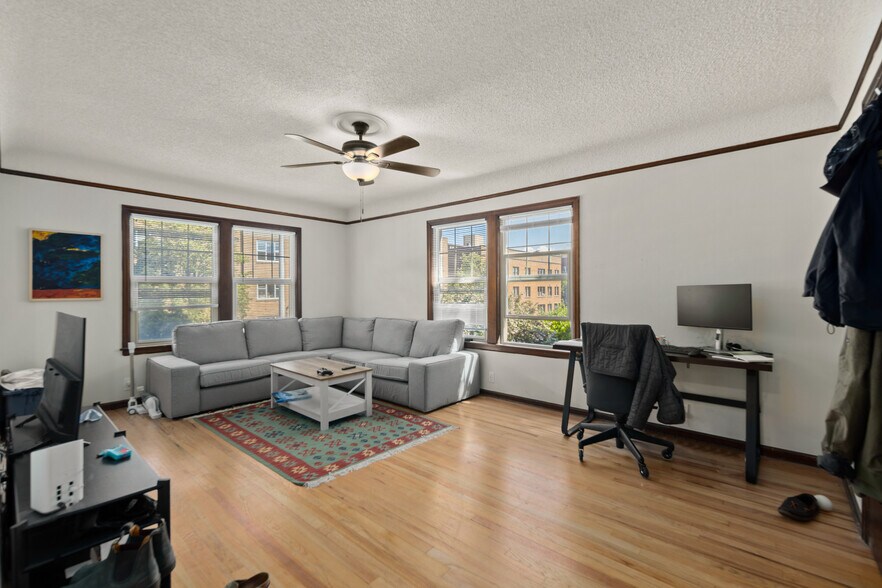 More Photos Of , Seattle Multifamily For Sale