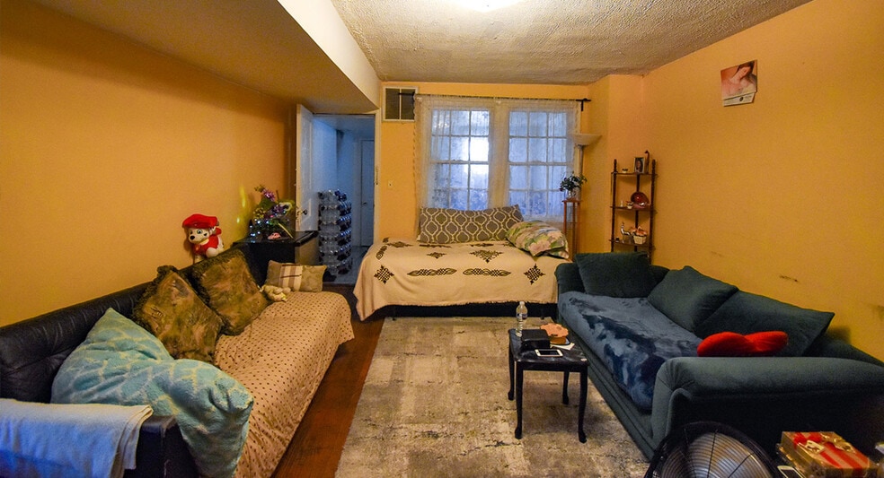 More Photos Of 623 Sligo Ave, Silver Spring Storefront Retail Residential For Sale