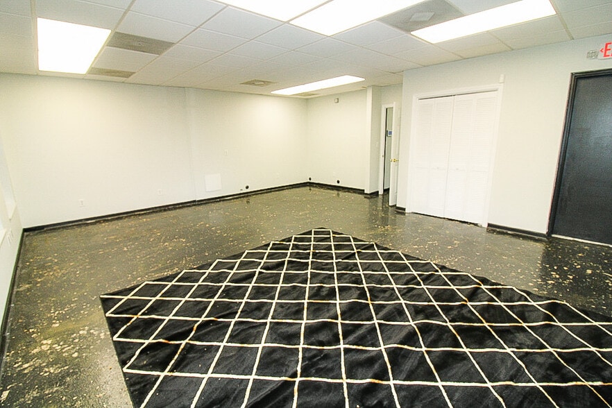 More Photos Of 5317 Stanton Rd, Knoxville Medical For Sale