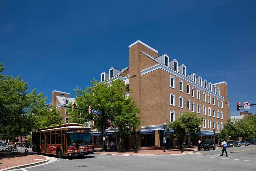 More Photos Of 123 N Pitt St, Alexandria Unknown For Lease