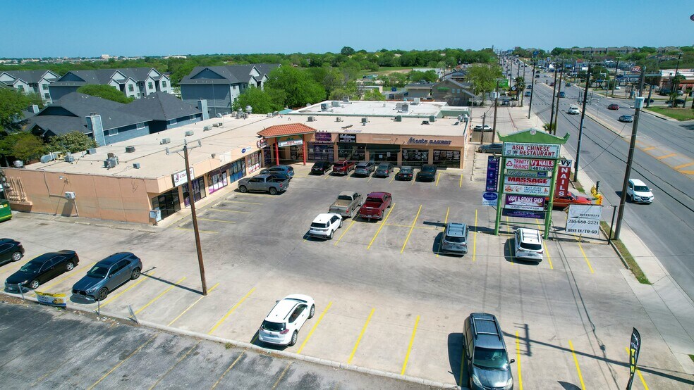 More Photos Of 8035 Culebra Rd, San Antonio Storefront For Sale