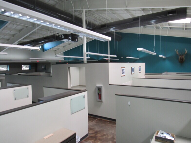 More Photos Of 2990 Holmes Rd, Houston Warehouse For Lease