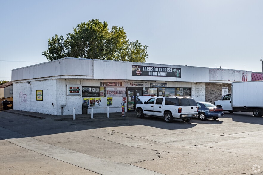 More Photos Of 704-738 W 23rd St, Tulsa Unknown For Lease