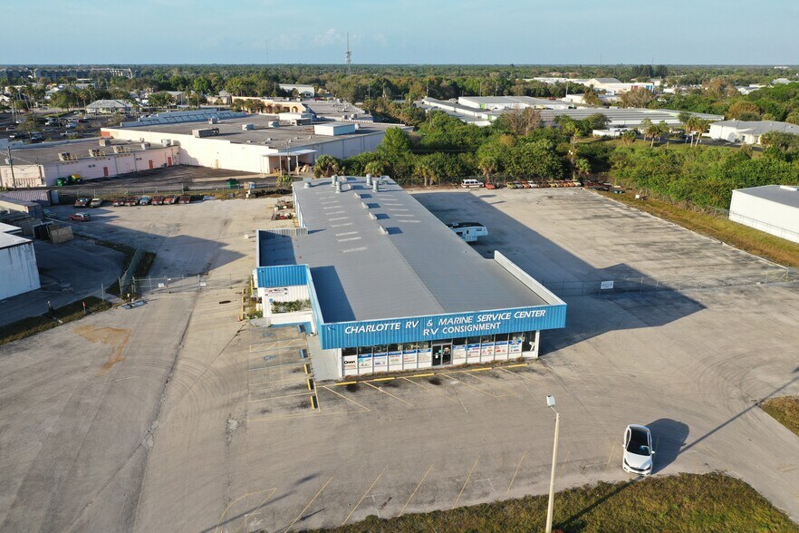 More Photos Of 23180 Harper Ave, Port Charlotte Service For Sale