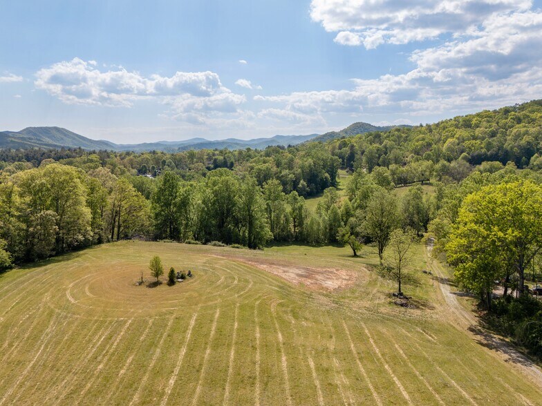 More Photos Of , Mills River Unknown For Sale