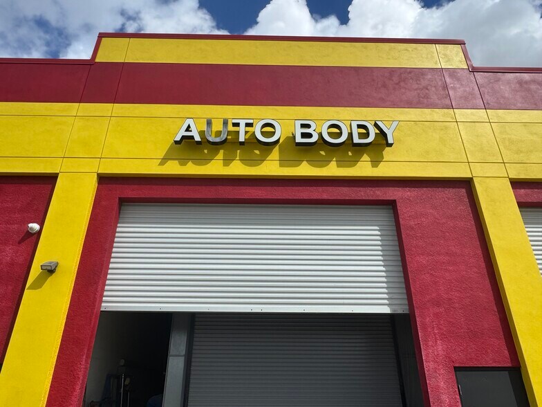 More Photos Of S. Cleveland Avenue, Fort Myers Industrial For Lease