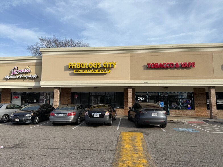 More Photos Of 420-448 Newtown Rd, Virginia Beach Unknown For Lease