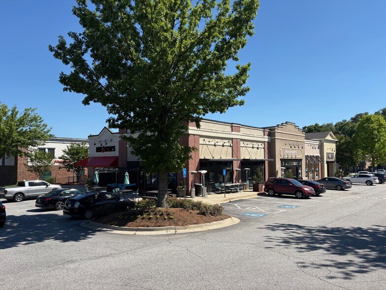 More Photos Of 8649 Ellard Dr, Alpharetta Unknown For Lease