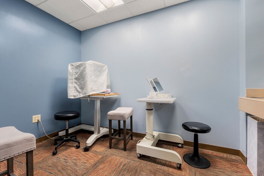 More Photos Of 400 Commonwealth Ave, Boston Medical For Sale