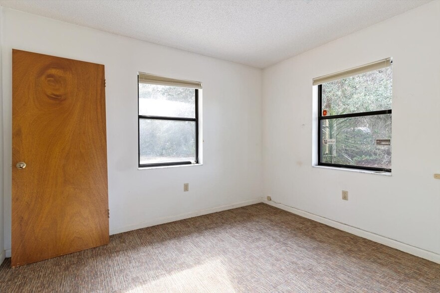 More Photos Of 2303 W Highway 44, Inverness Office For Sale