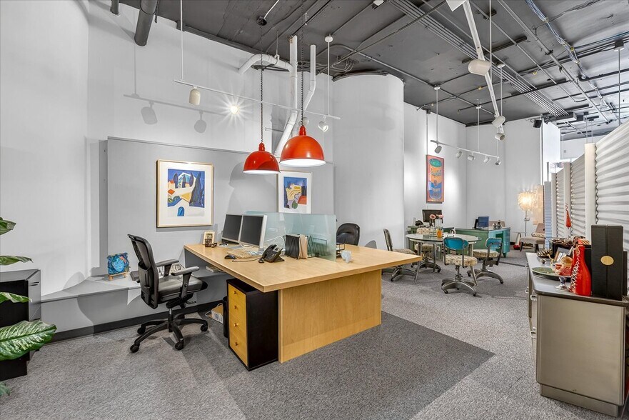 More Photos Of 155 E Wilson St, Madison Office For Sale