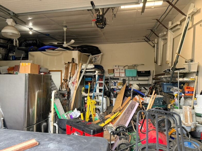 More Photos Of 1001 Arboretum Dr, Waunakee Flex For Lease