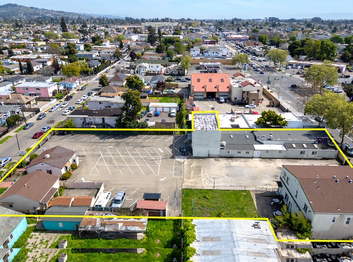 More Photos Of 9629 Holly St, Oakland Religious Facility For Sale