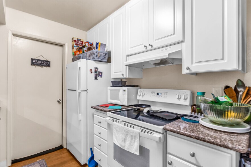 More Photos Of 301 Country View Ln, Pleasant Hill Apartments For Sale