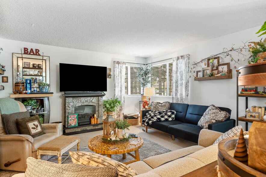 More Photos Of 19425 76th Ave W, Lynnwood Apartments For Sale