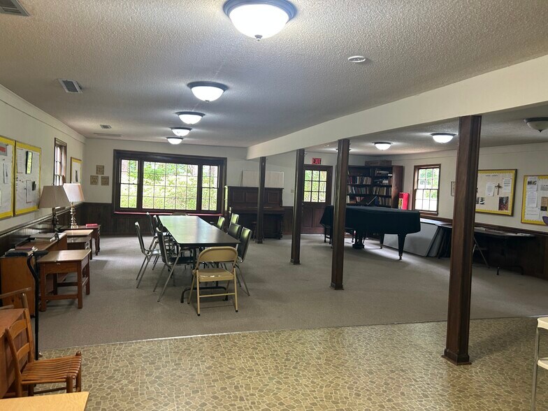 More Photos Of 870 Weaver Dairy Rd, Chapel Hill Land For Sale