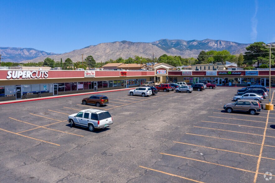 More Photos Of 1016 Juan Tabo Blvd NE, Albuquerque General Retail For Lease