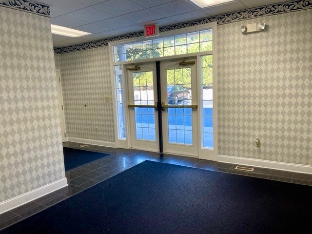 More Photos Of 2139 Valleygate Dr, Fayetteville Medical For Sale