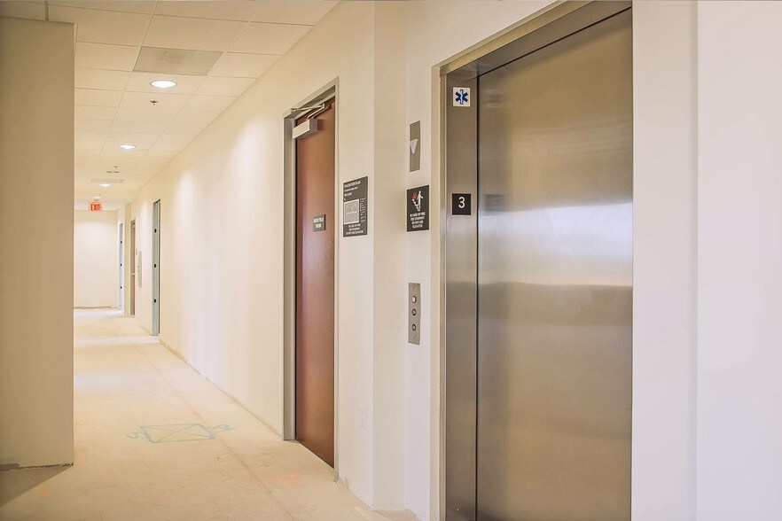 More Photos Of 18-68 Rio Rancho Rd, Pomona Unknown For Lease