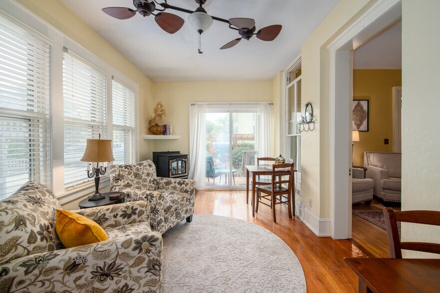 More Photos Of 143 Church Ave, Oshkosh Hospitality For Sale