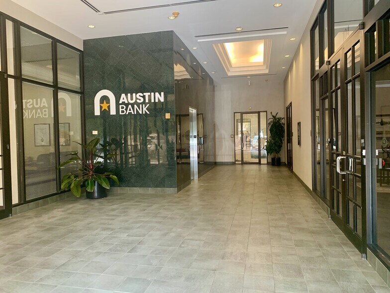 More Photos Of 8500 Cypresswood Dr, Spring Office For Lease