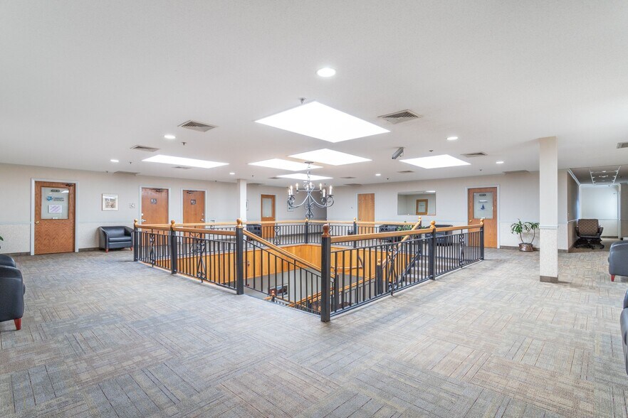 More Photos Of 225-243 King St, Northampton Unknown For Lease