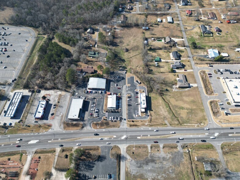 More Photos Of 2.6 +/- Acres 31 NW Hwy, Hartselle Land For Sale