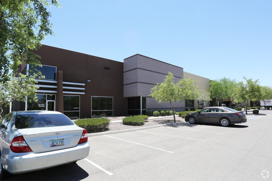 More Photos Of 7665 E Velocity Way, Mesa Manufacturing For Lease