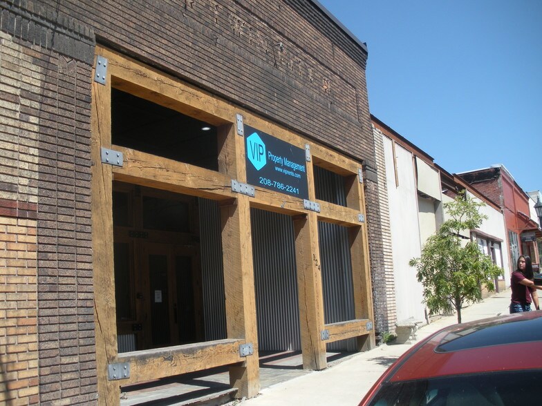 More Photos Of 124 McKinley Ave, Kellogg Coworking Space