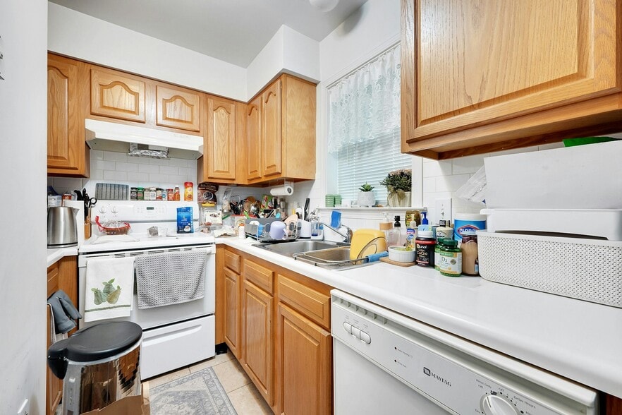 More Photos Of , Stamford Multifamily For Sale