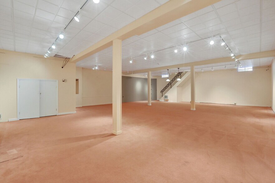 More Photos Of 411 Albany Ave, Kingston Storefront Retail Office For Sale