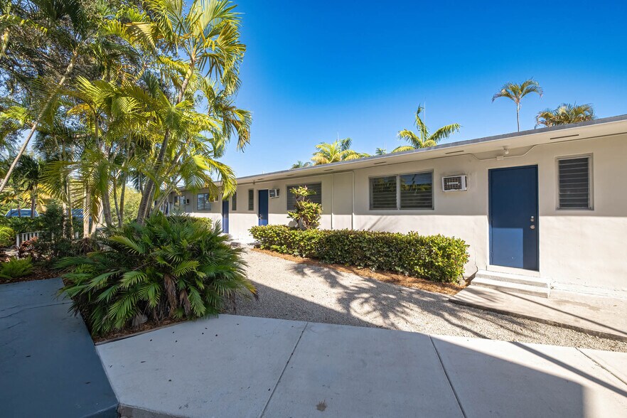 More Photos Of 13025 Emerald Dr, North Miami Apartments For Sale