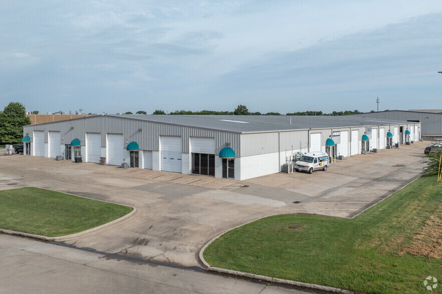 Primary Photo Of 2101-2230 N Beech Ave, Broken Arrow Warehouse For Lease
