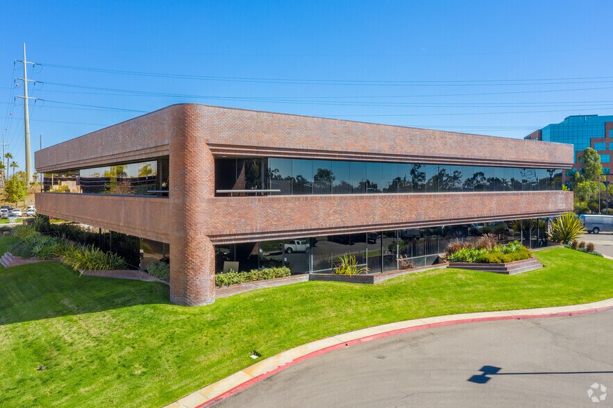 More Photos Of 5151 Shoreham Pl, San Diego Office For Lease