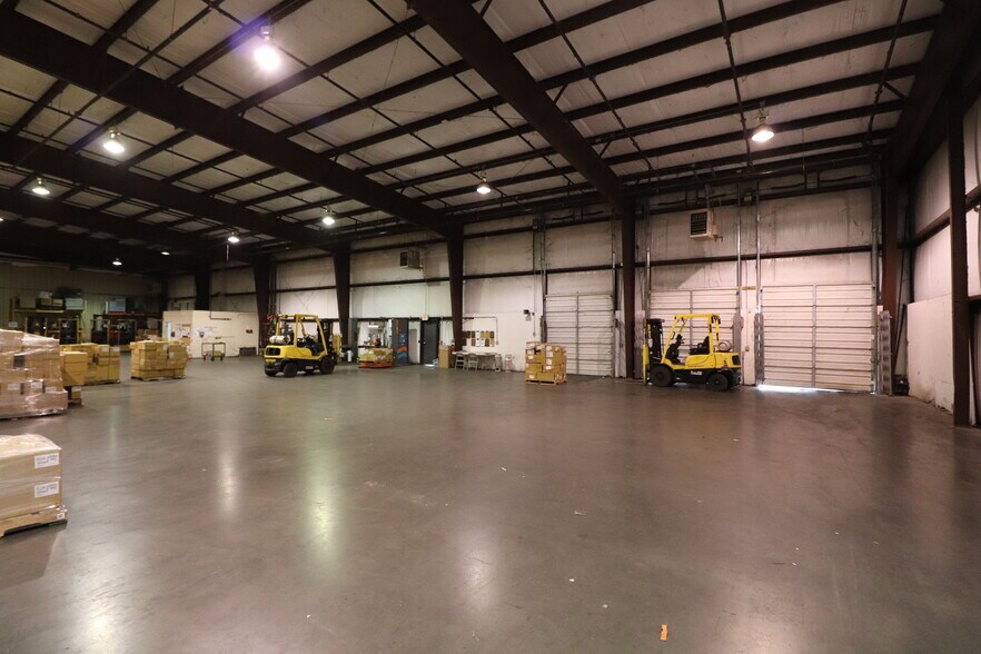 More Photos Of 401 S 41st St E, Muskogee Warehouse For Sale