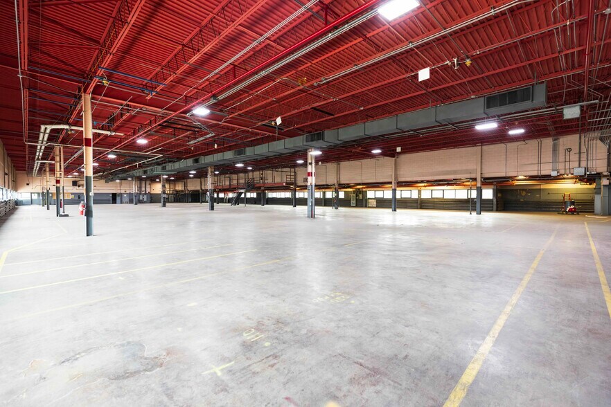 More Photos Of 417 22nd St N, Birmingham Industrial For Lease