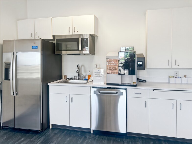 More Photos Of 106 York Way, Bermuda Run Coworking Space