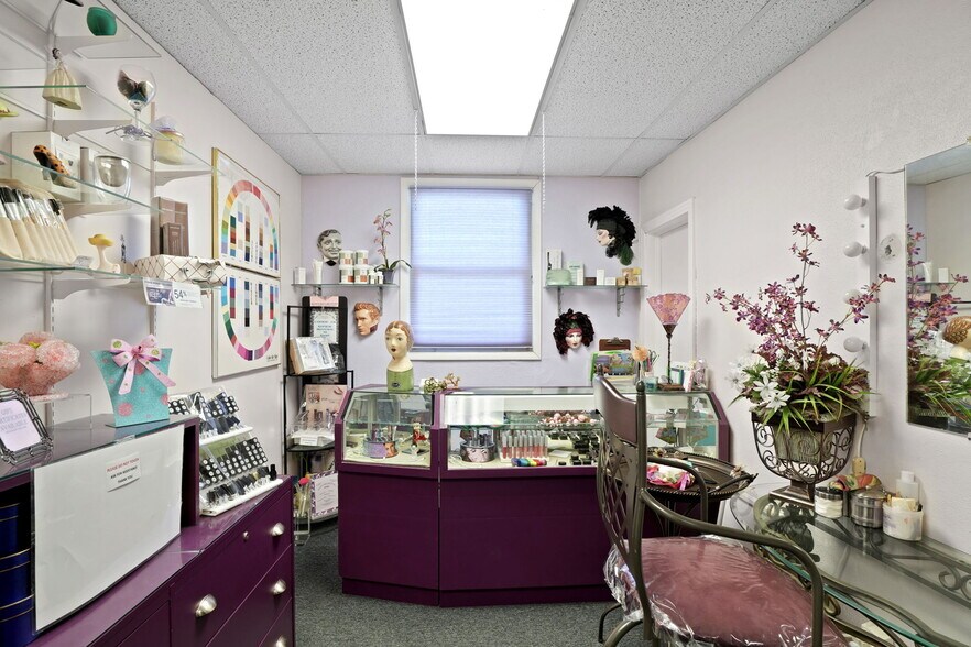 More Photos Of 171 Front St, Vestal Township Storefront Retail Residential For Sale