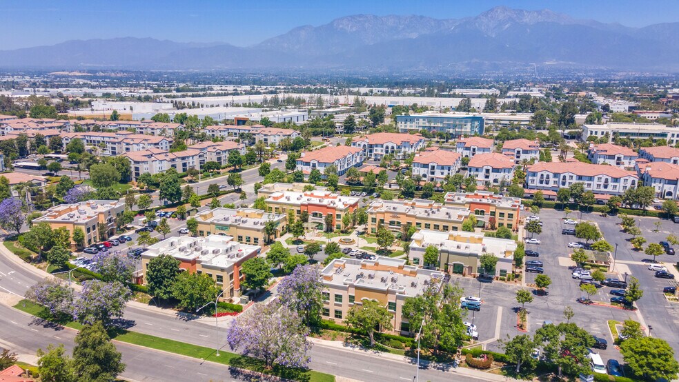 More Photos Of , Ontario Office For Sale