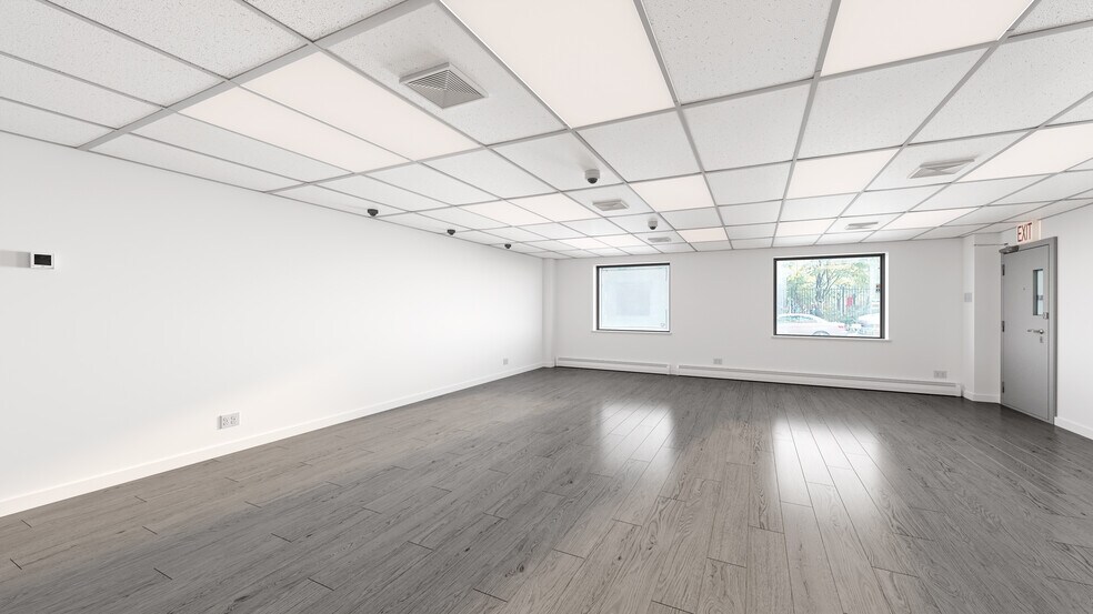 More Photos Of 1901 Madison Ave, New York Apartments For Lease