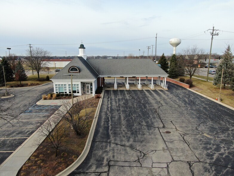 More Photos Of 15901 S Division St, Plainfield Bank For Sale