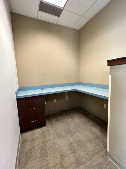 More Photos Of 463 Tremont St W, Port Orchard Medical For Lease
