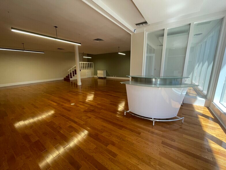 More Photos Of 900 Mission Ave, San Rafael Office For Lease