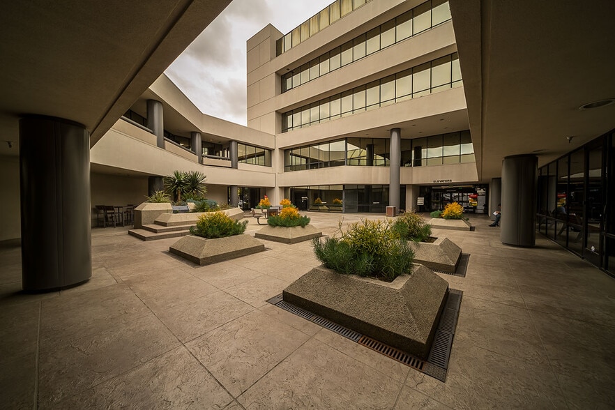 More Photos Of 15141 Whittier Blvd, Whittier Medical For Lease