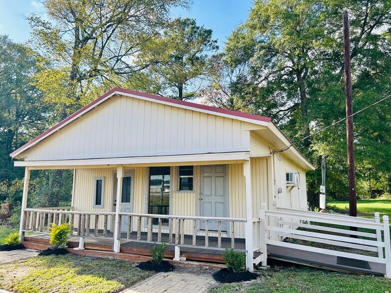 Primary Photo Of 10669 Fm 1484 Rd, Conroe Storefront Retail Office For Lease